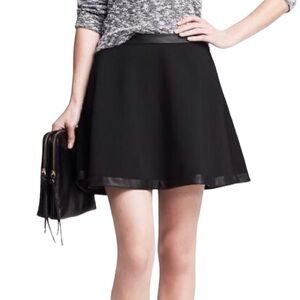 Banana Republic Faux Leather Trim Skirt SZ 8 NWOT